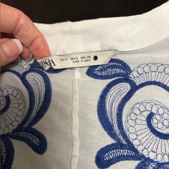 Zara White Blouse with Blue Embroidery - Picture 5 of 12